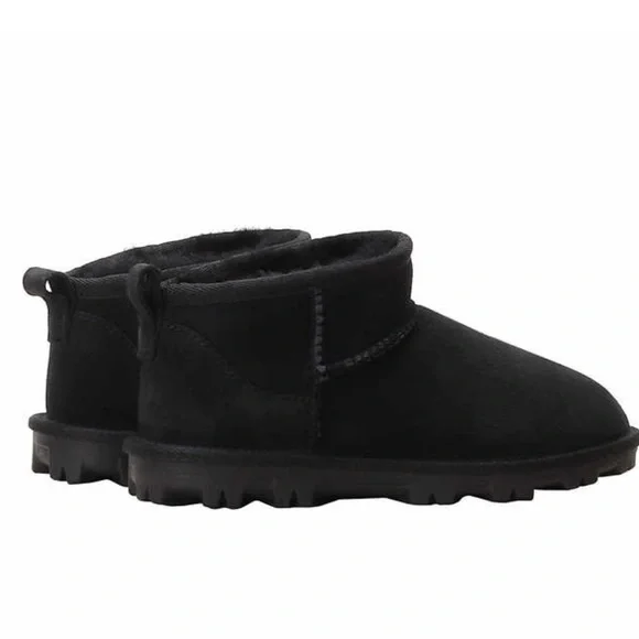 NWT Kid's Shearling Ankle Boot - Picture 5 of 6